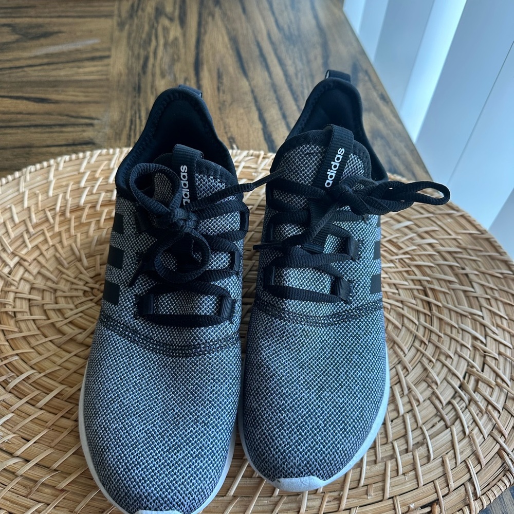 Adidas Women Cloudfoam Pure 2.0 Running Shoe Size 7.5